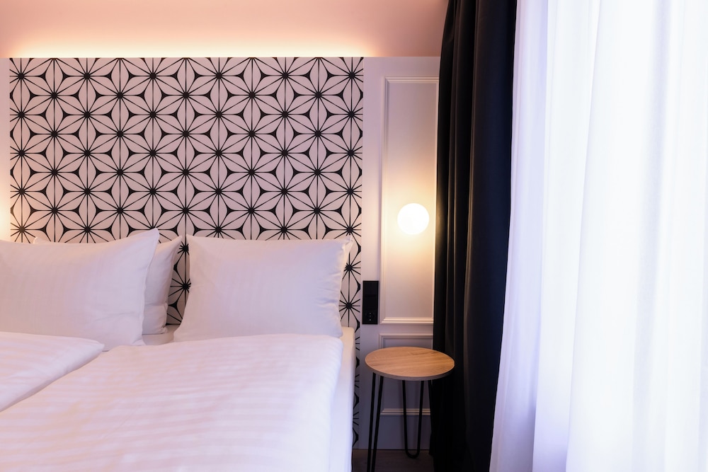 Standard Room photo 2
