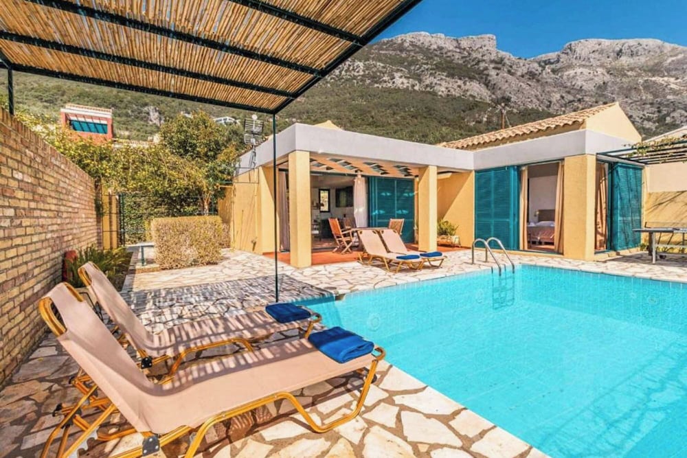 Villa (2 Bedrooms)