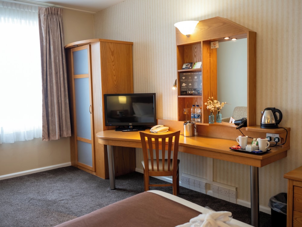 Twin Room, 2 Queen Beds - Photo 6