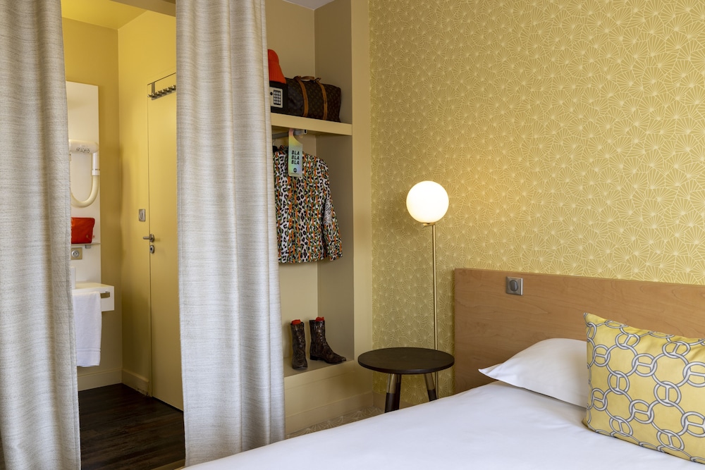 Superior Double Room (Castle or Garden View) - Photo 3