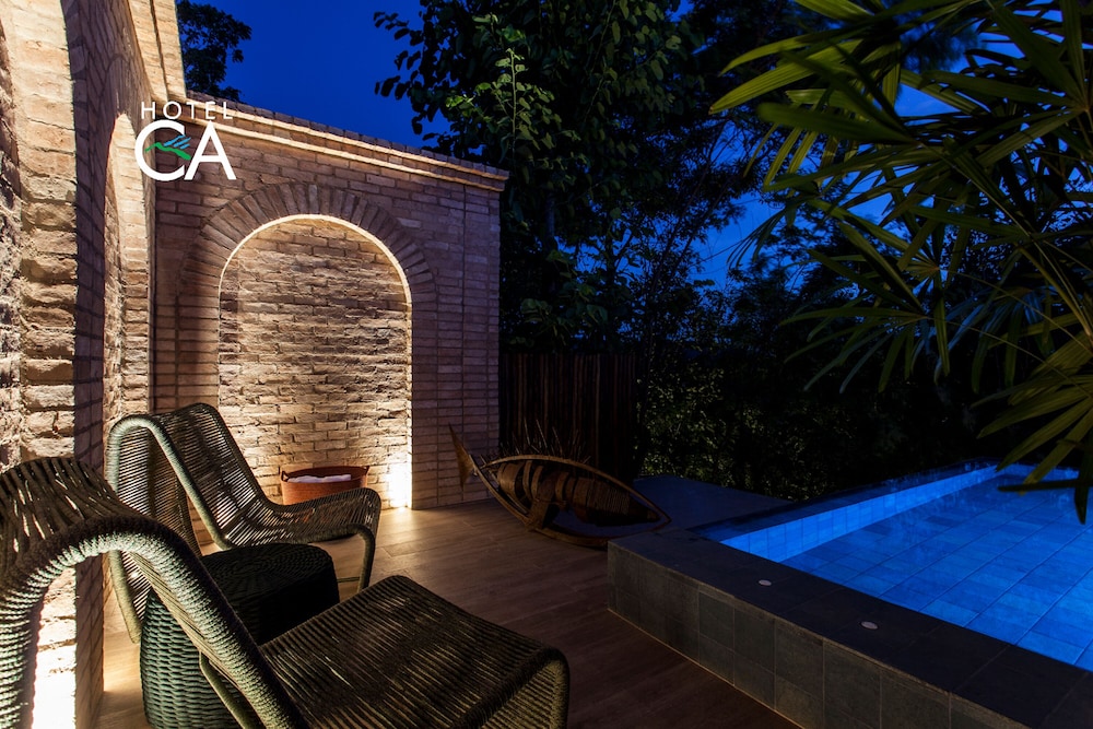 Design Suite, Private Pool, River View photo 3