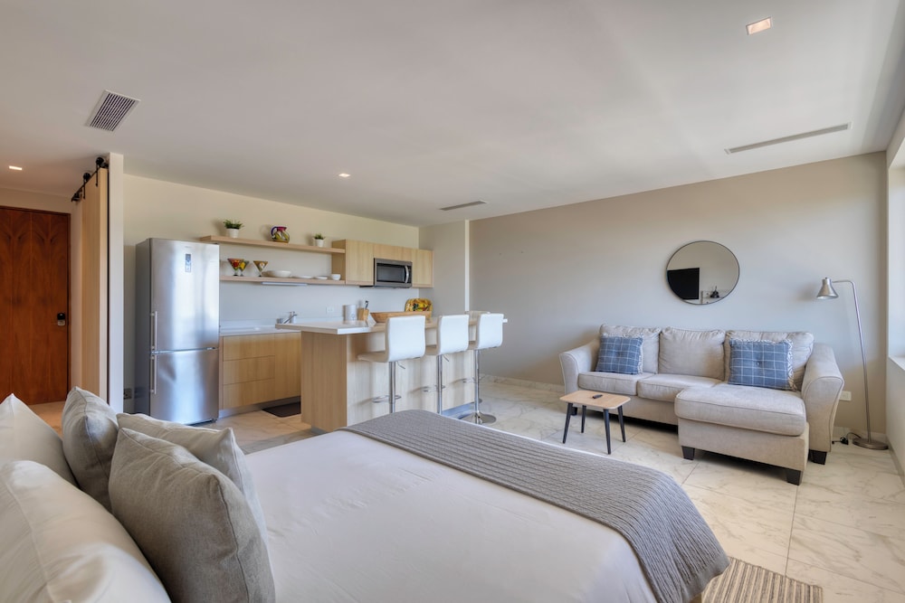 Grand Loft