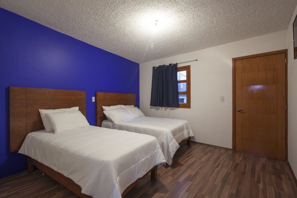 Classic Triple Room, Multiple Beds, Non Smoking photo 1