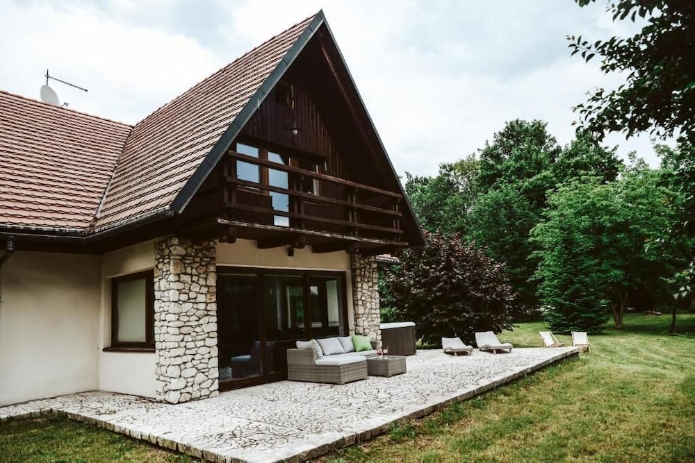Standard Chalet photo 1