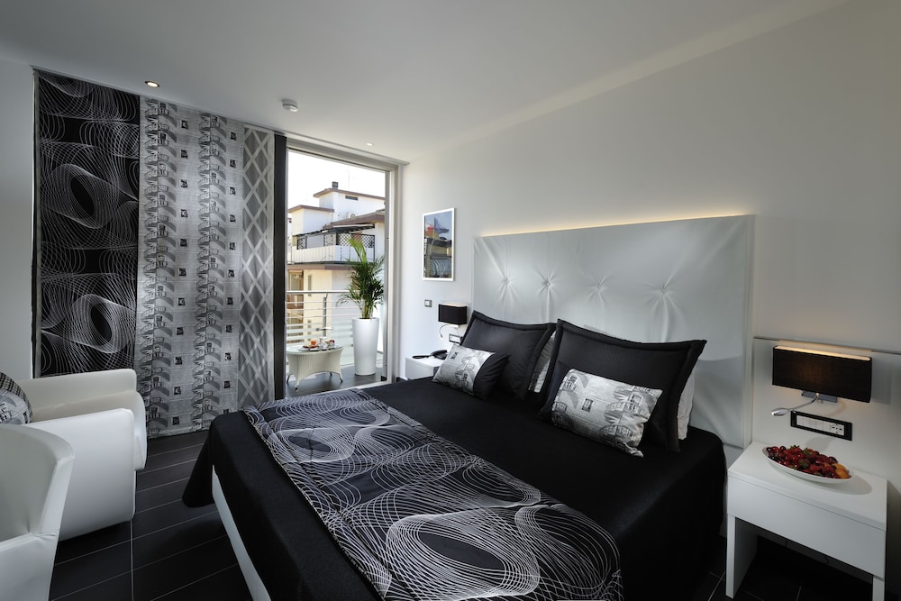 Superior Double Room - Photo 1