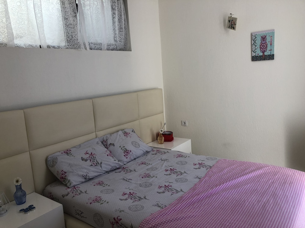 Villa photo 2