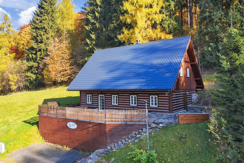 Villa photo 2