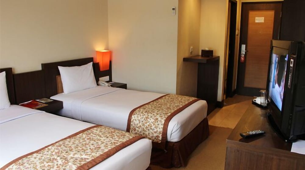 Standard Room photo 2