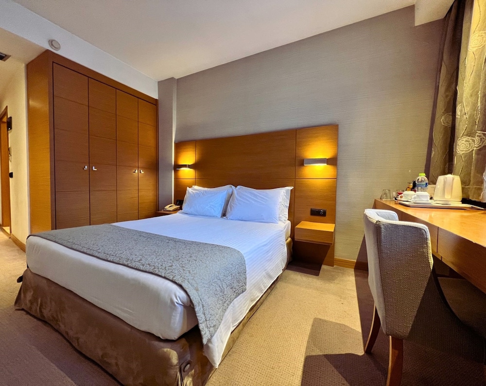 Economy Double Room - Photo 5