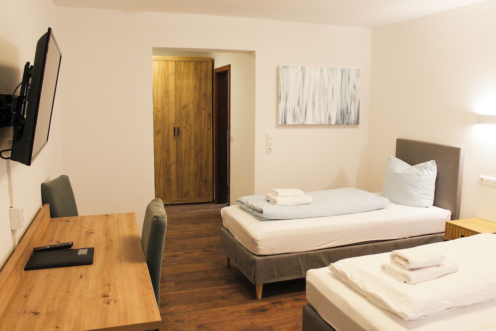 Triple Room - Photo 2