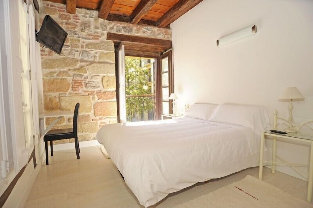 Superior Double Room, City View photo 3