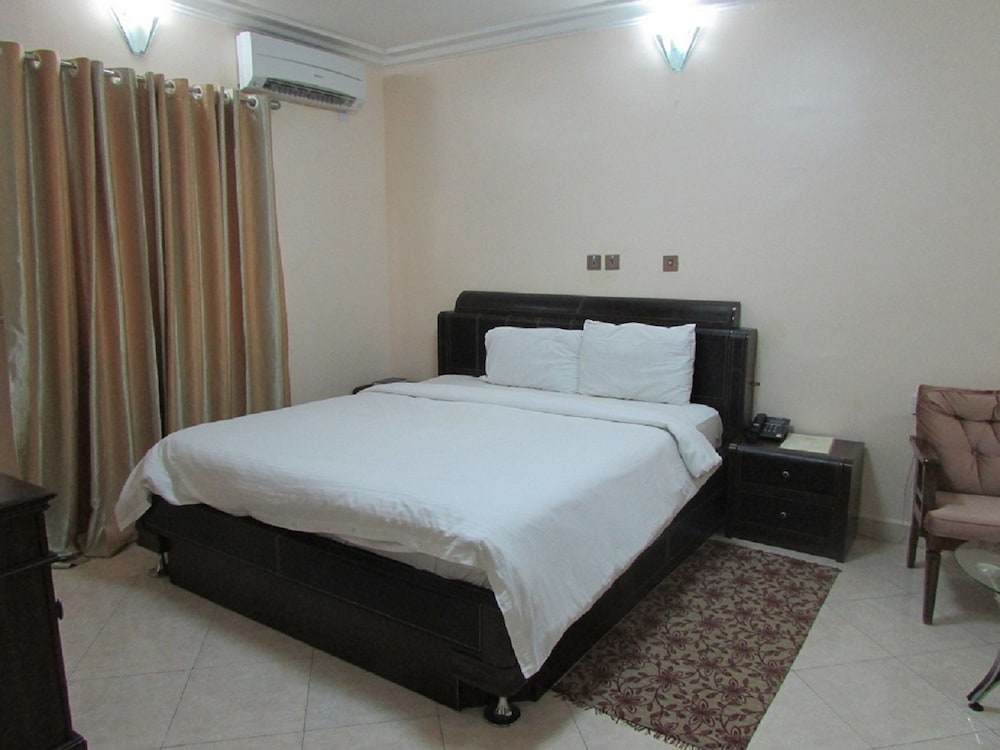 Signature Room, 1 Queen Bed, Non Smoking photo 1