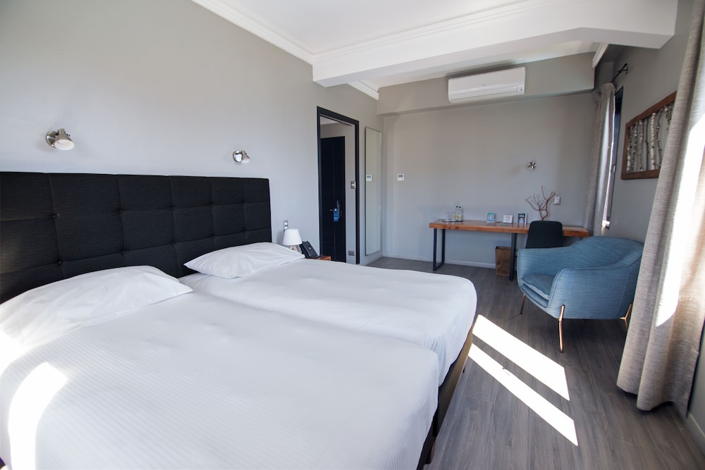 Standard Twin Room photo 3