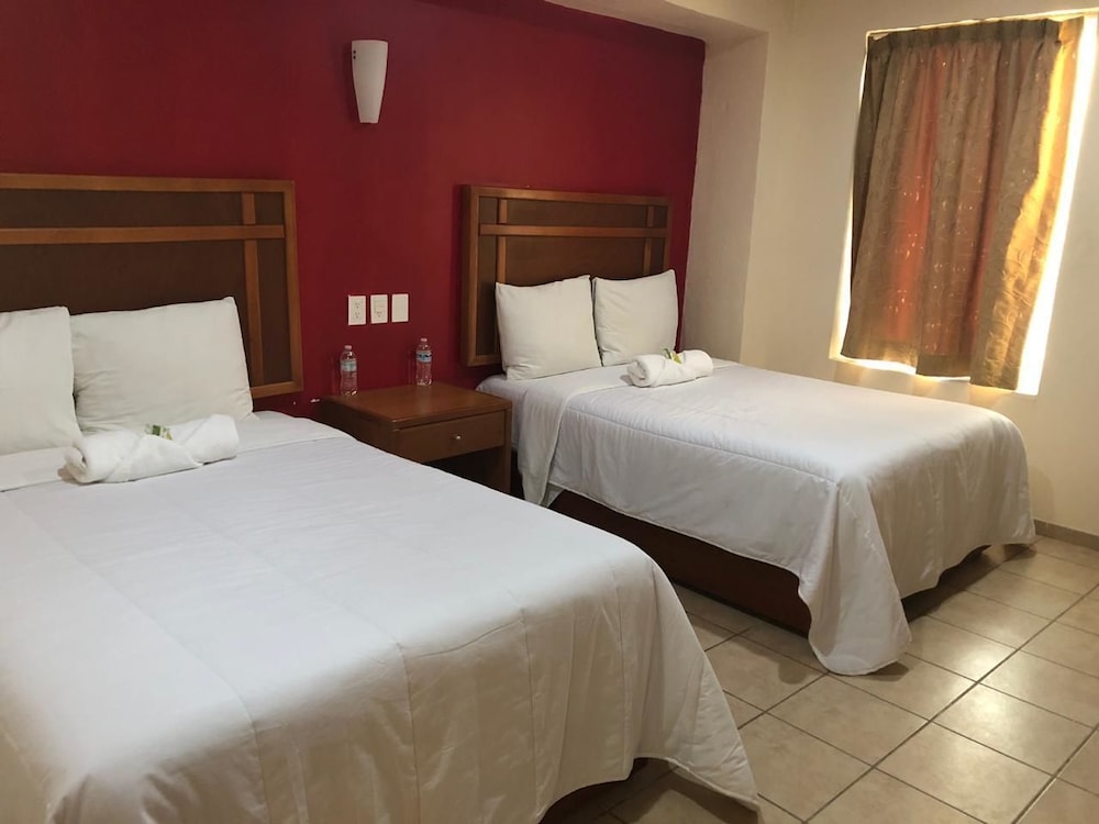 Double Room, 2 Double Beds, Non Smoking photo 1