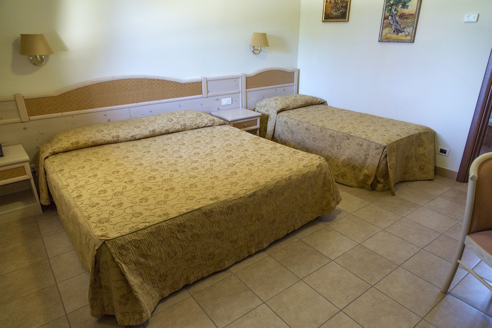 Triple Room, Garden Area
