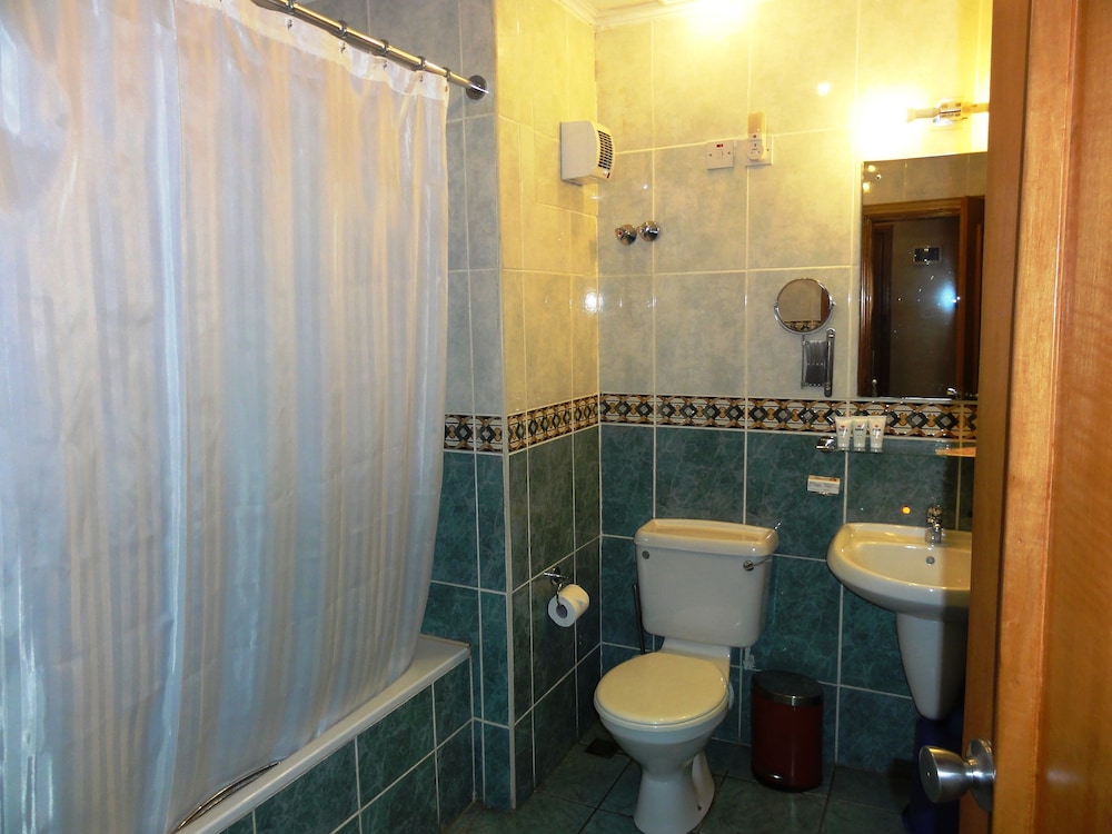 Deluxe Room - Photo 2