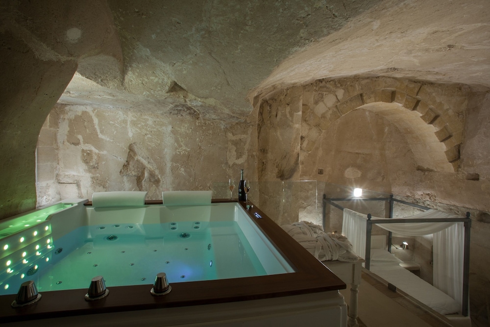 Panoramic Suite, Terrace (1003) photo 2