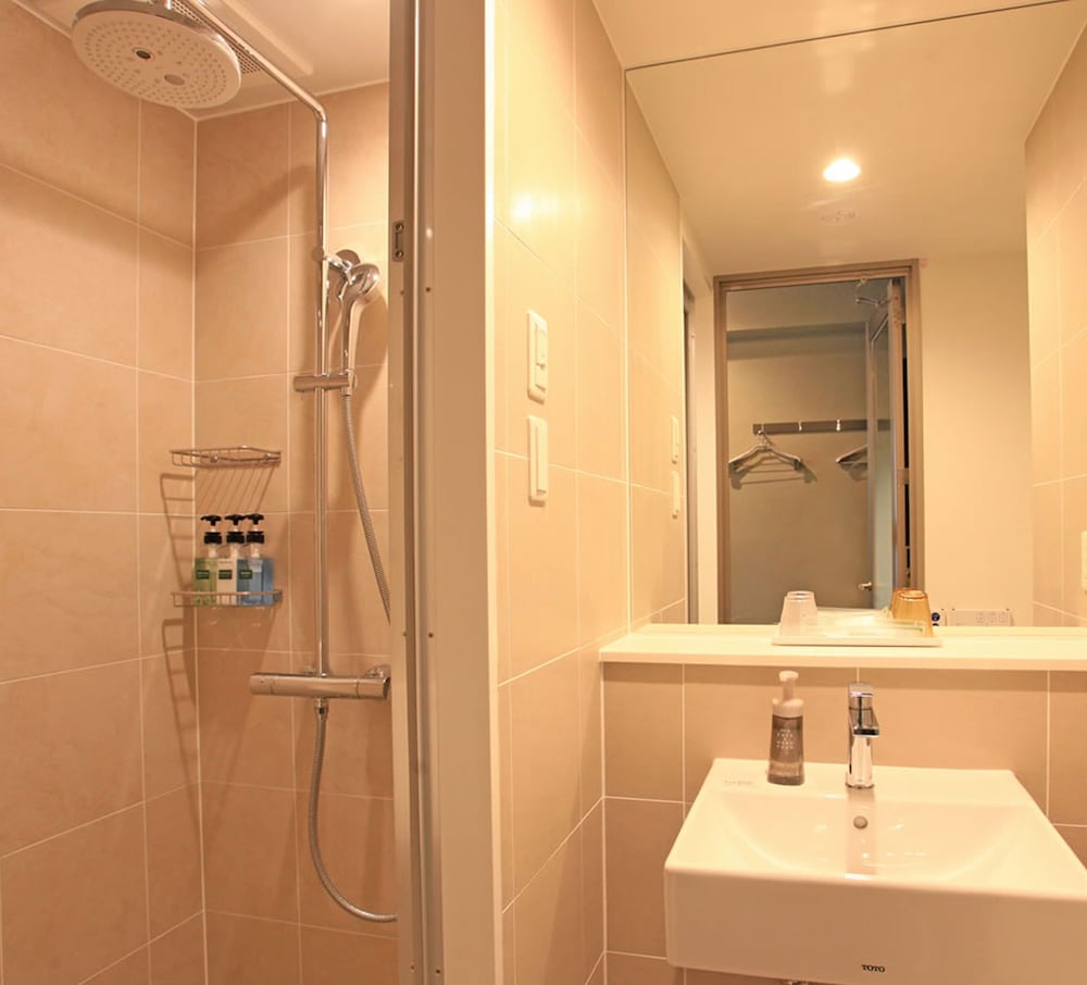 Deluxe Twin Room, Non Smoking - Photo 3