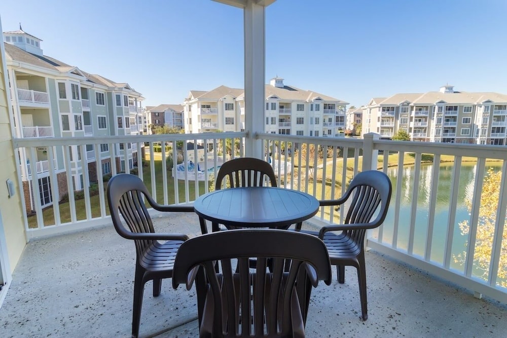 Condo, 3 Bedrooms