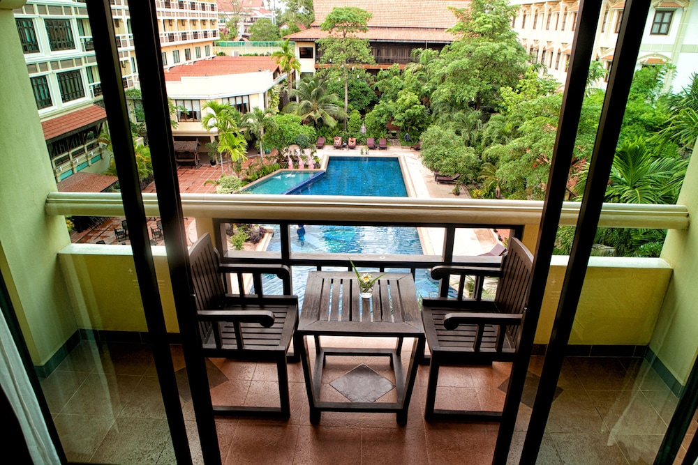Deluxe Twin Room - Photo 7