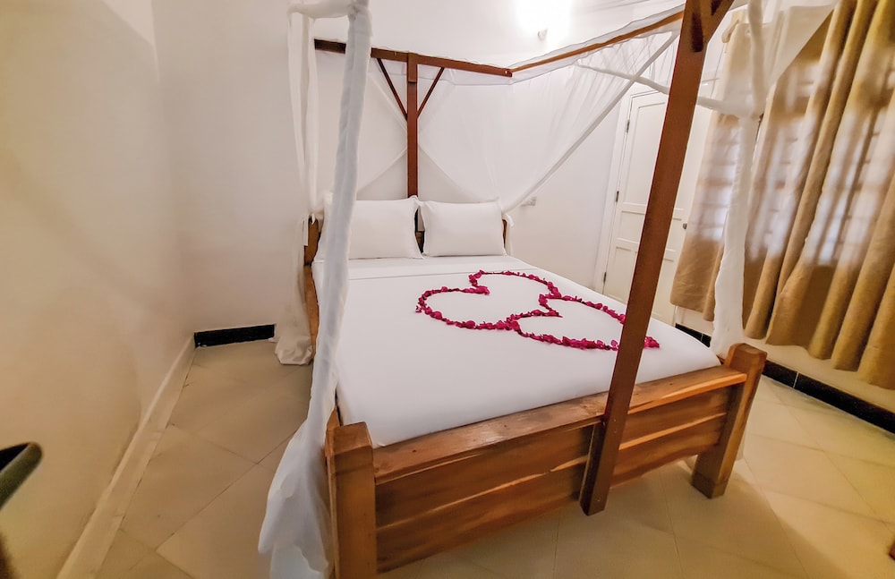Standard Single Room, Balcony, Courtyard View photo 2