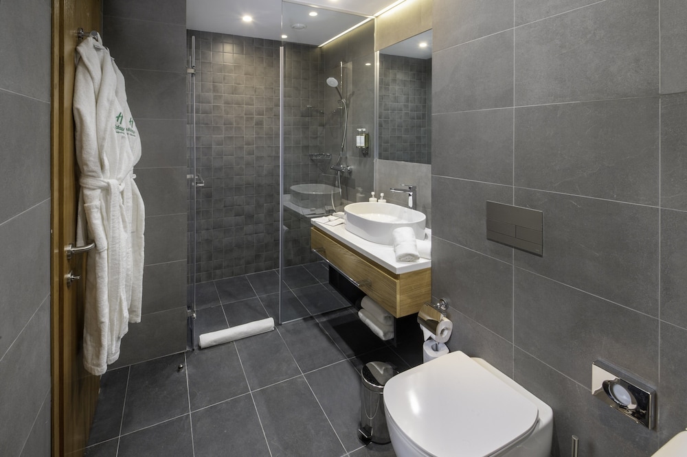 Superior Suite, Lake View - Photo 2