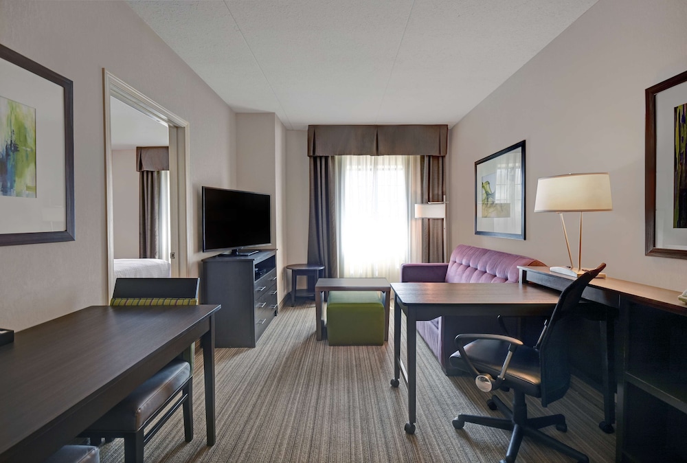 Suite, 1 Queen Bed, Accessible, Non Smoking - Photo 5