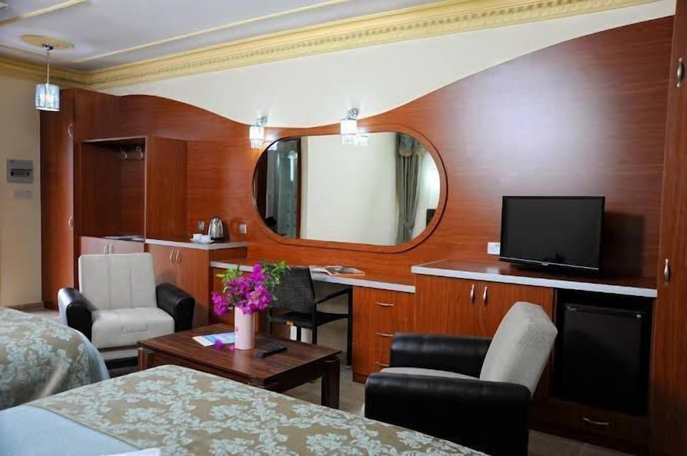 Classic Twin Room