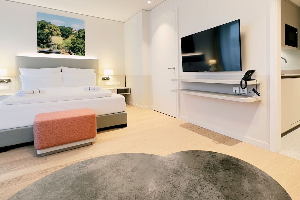 City Apartment photo 2