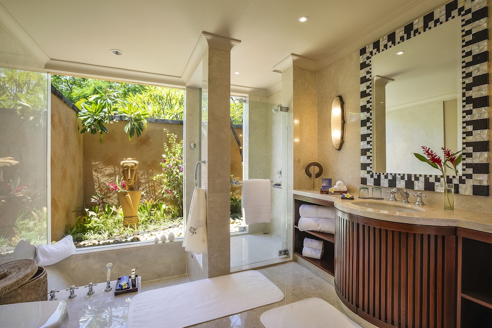 Luxury Pavilion with Garden View - Photo 6