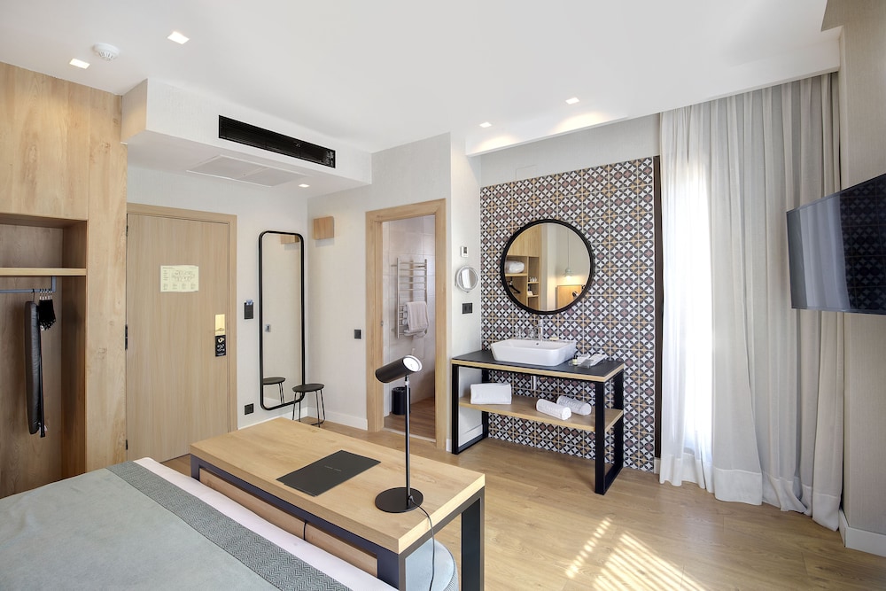 Superior Double Room Single Use, Terrace