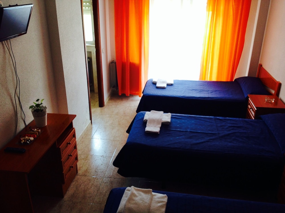 Standard Triple Room, Balcony, River View