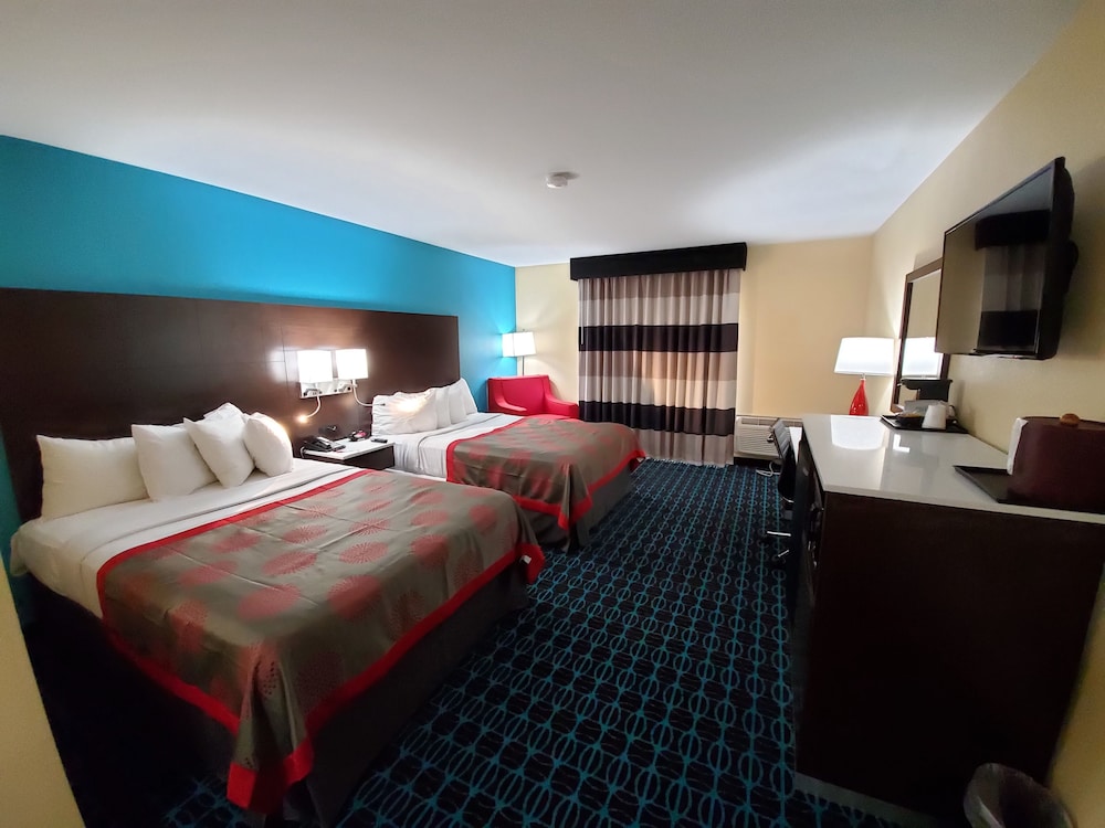 Suite, Multiple Beds, Non Smoking photo 2
