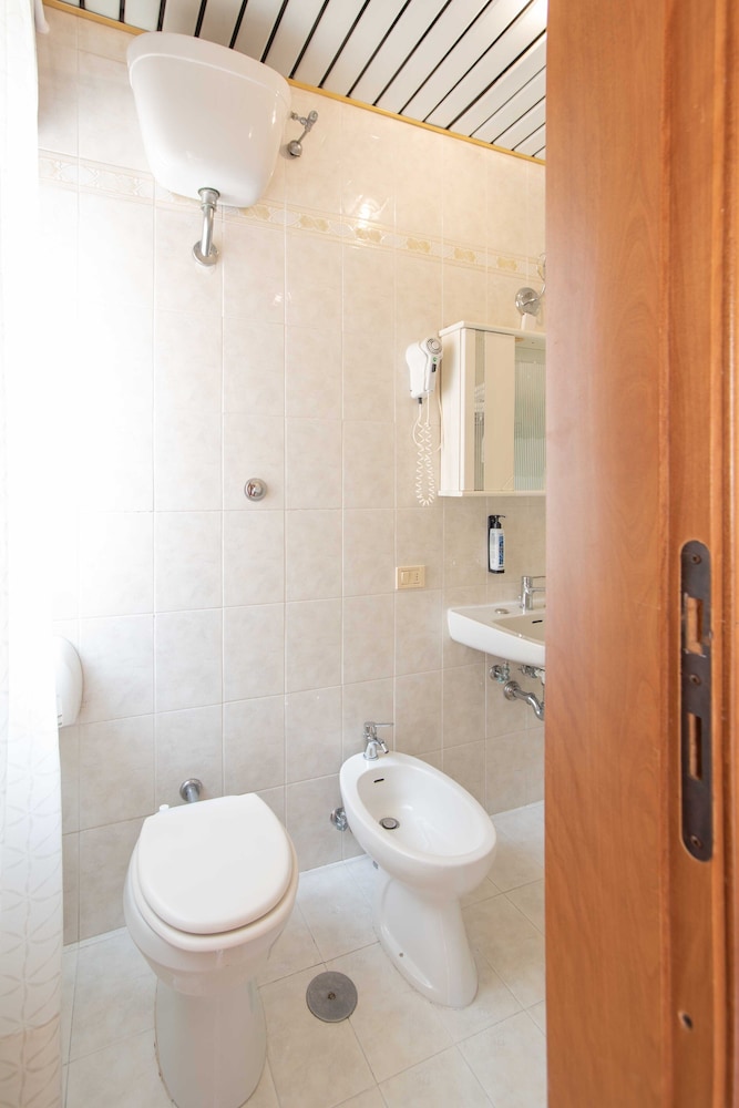 Triple Room - Photo 2