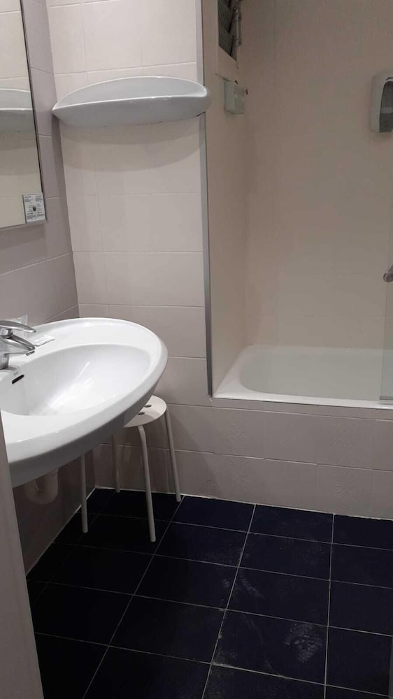 Double or twin room with terrace, 2 people - Photo 19
