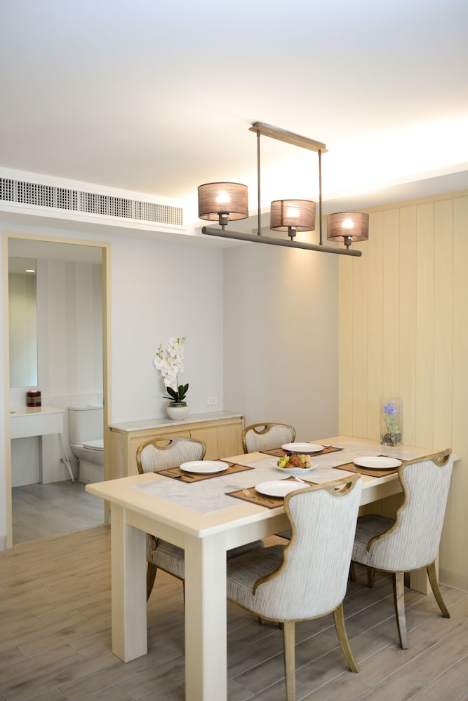King Suite with Sea View photo 2