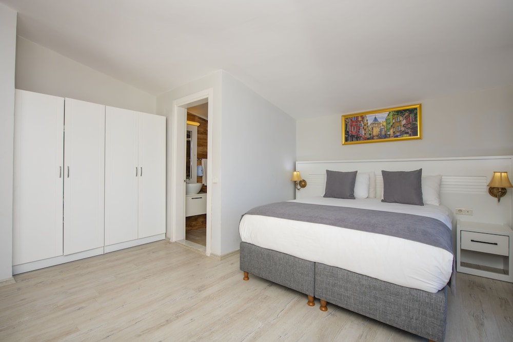 Standard Double Room, Sea View - Photo 4
