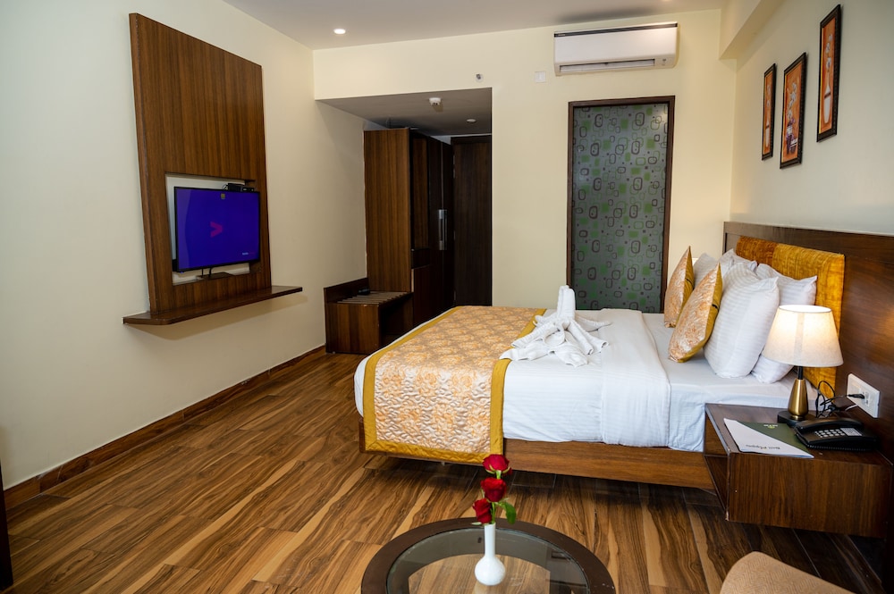Deluxe Room - Photo 2
