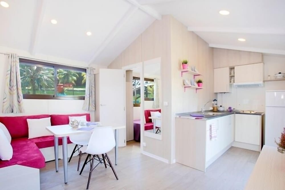 Family Mobile Home (19 Las Adelfas) photo 3