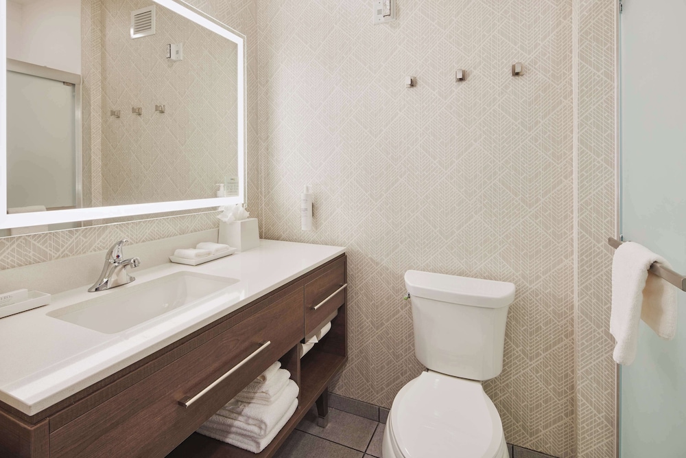 Studio Suite, 2 Queen Beds - Photo 7
