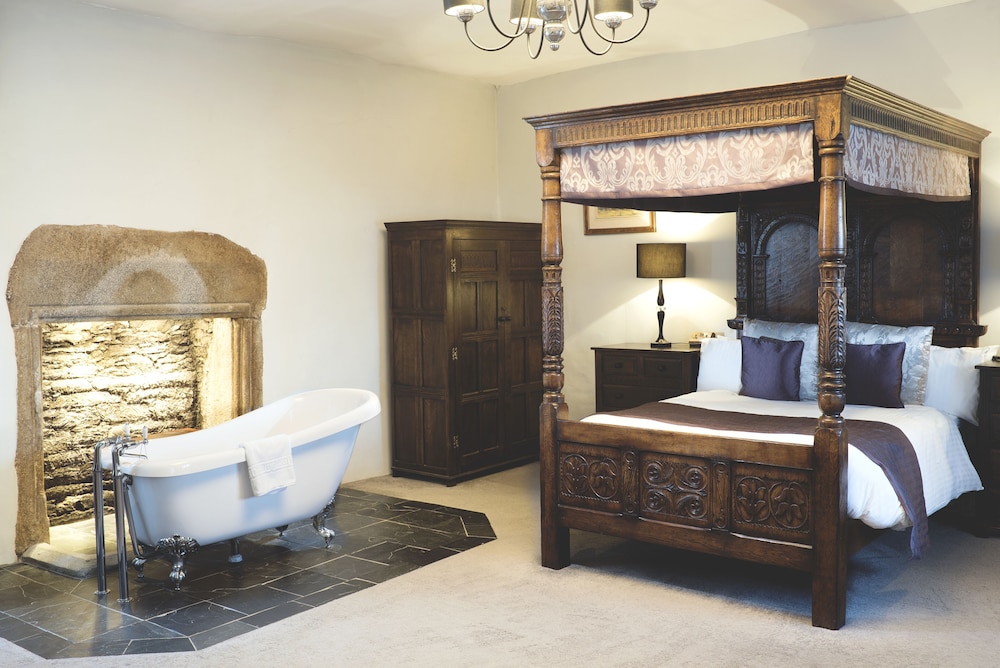 Room ( Four  Poster) - Photo 2