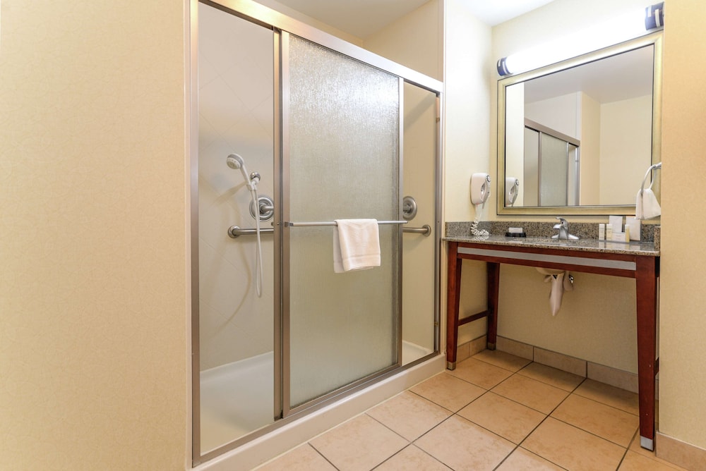 Room, Non Smoking - Photo 4