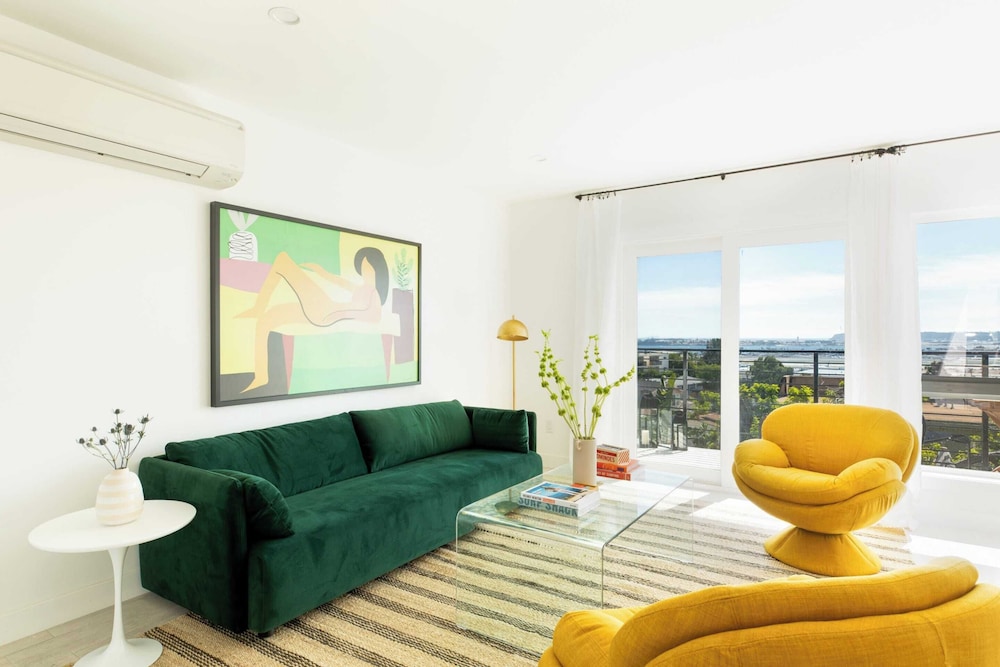 Apartment (4 Bedrooms)