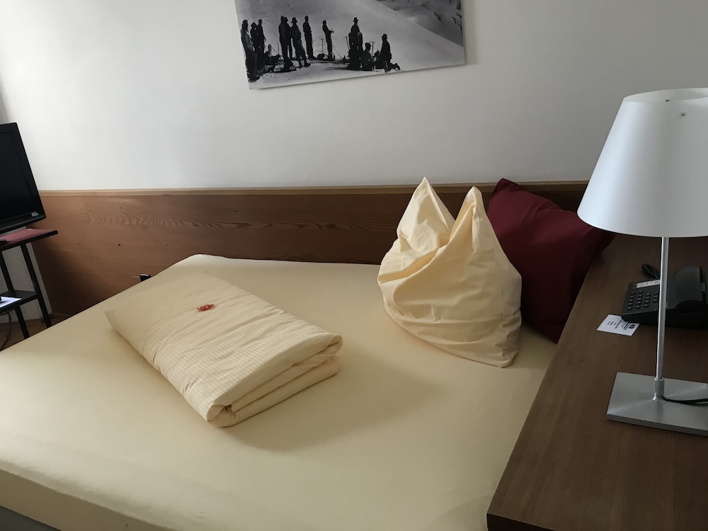 Standard Single Room, Mountain View photo 3