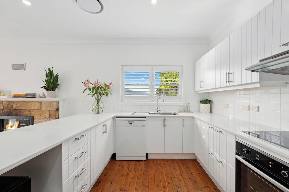 Room (Harrowfield Homestead) photo 3