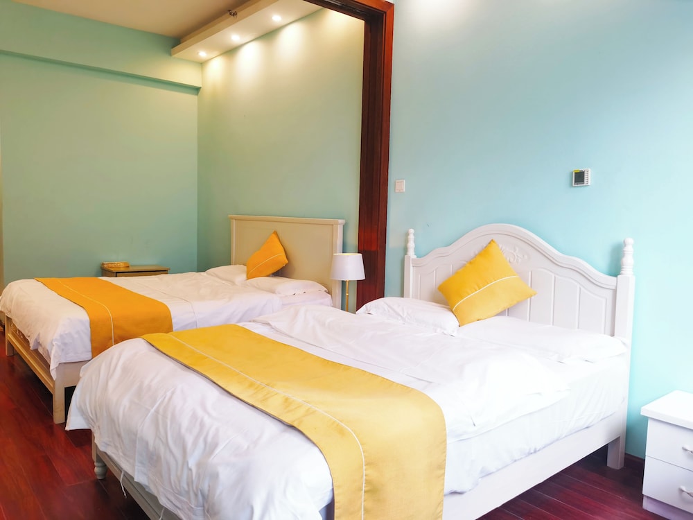 Comfort Twin Room (Limited To Guests Holding China Resident Identity Card) photo 3