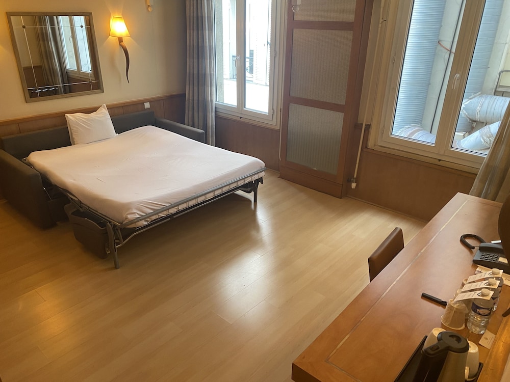 Superior Room, 1 Double Bed, Non Smoking photo 3