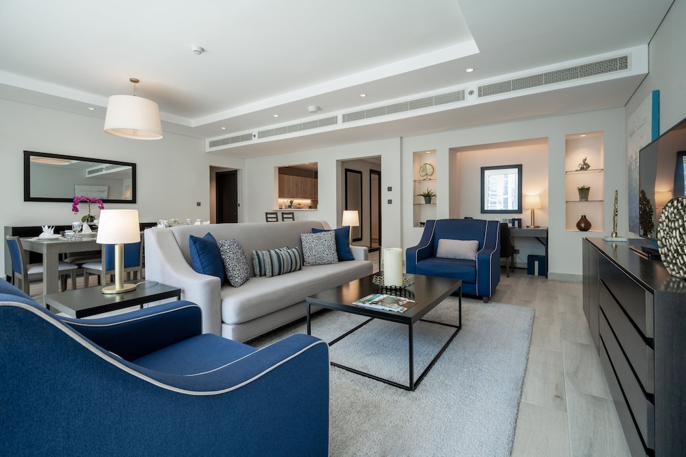 Deluxe Room, 3 Bedrooms, City View (Residence) photo 3