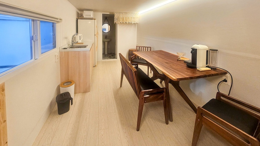 Basic Room, 1 Bedroom (Stay Eden 7 (Caravan)) - Photo 2