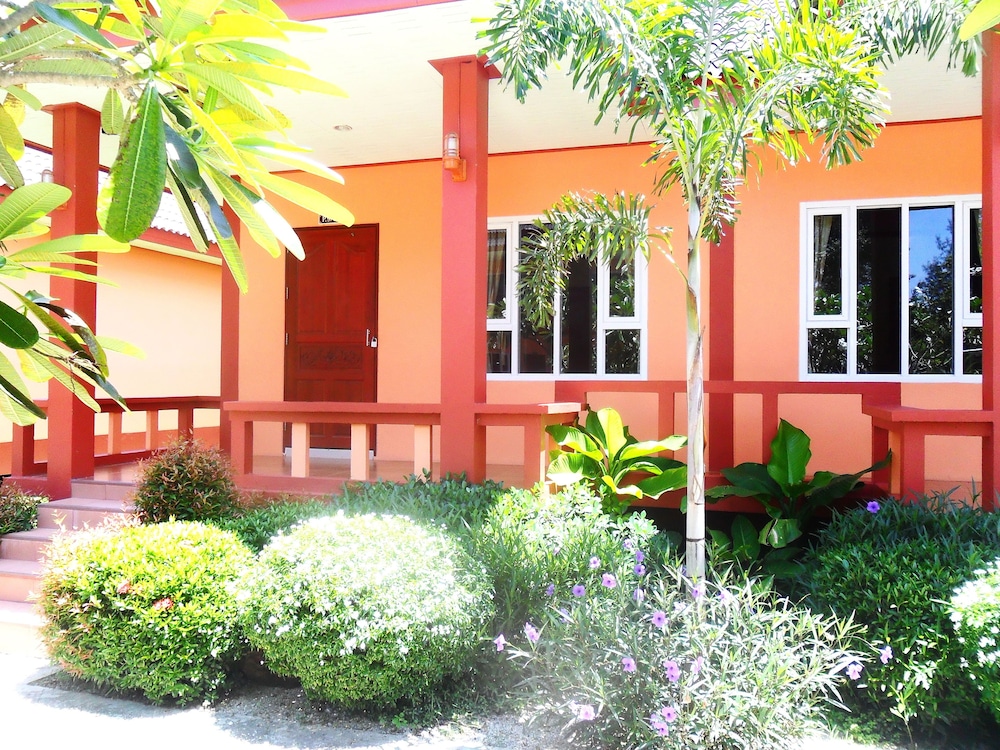 Deluxe Bungalow, 1 Double Bed, Garden View photo 3